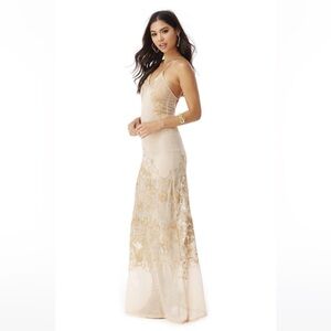 SKY WINQUEE MAXI DRESS